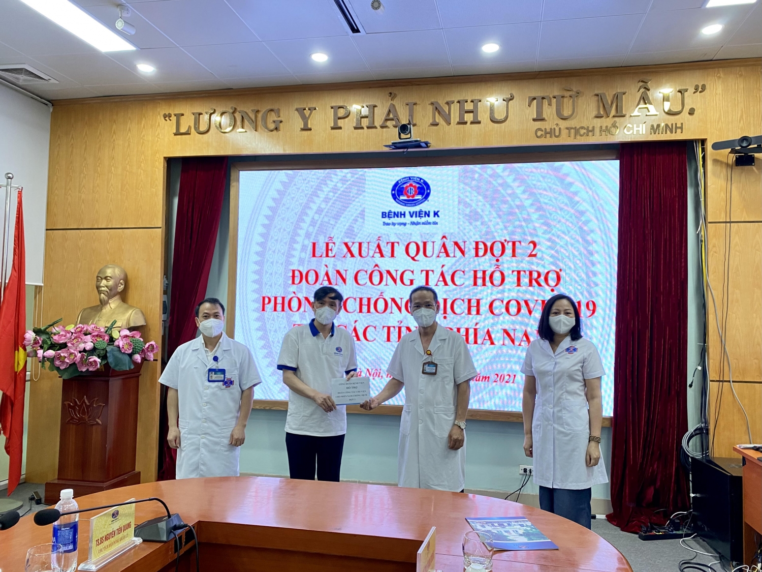 Bệnh viện K “xuất quân