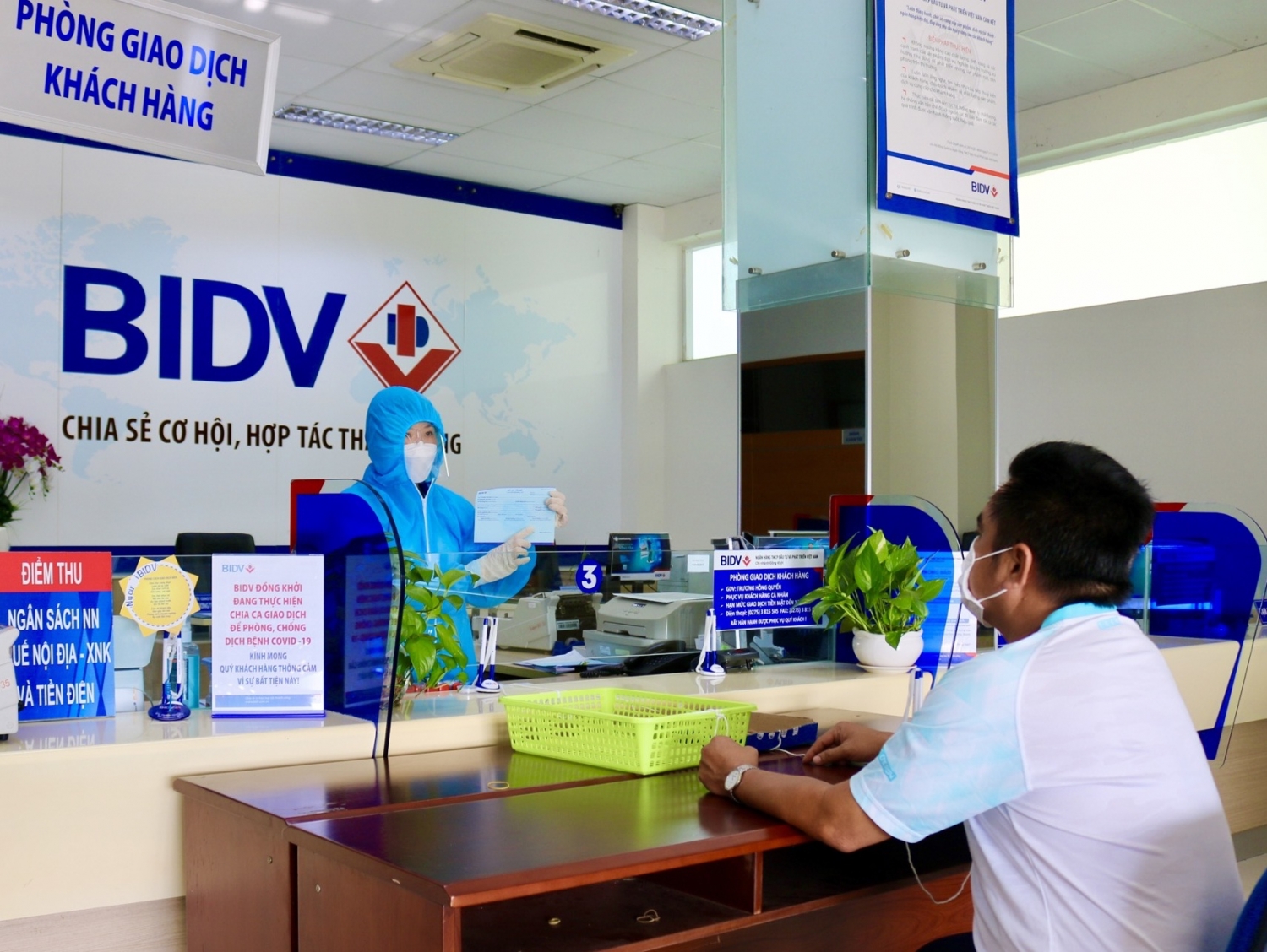 BIDV triển khai dịch vụ đặc biệt “Đồng hành cùng ngành y, chung tay vượt đại dịch”
