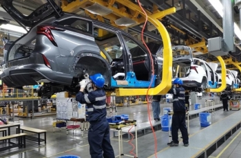 Đề xuất giảm 50% lệ phí trước bạ đối với ôtô điện
