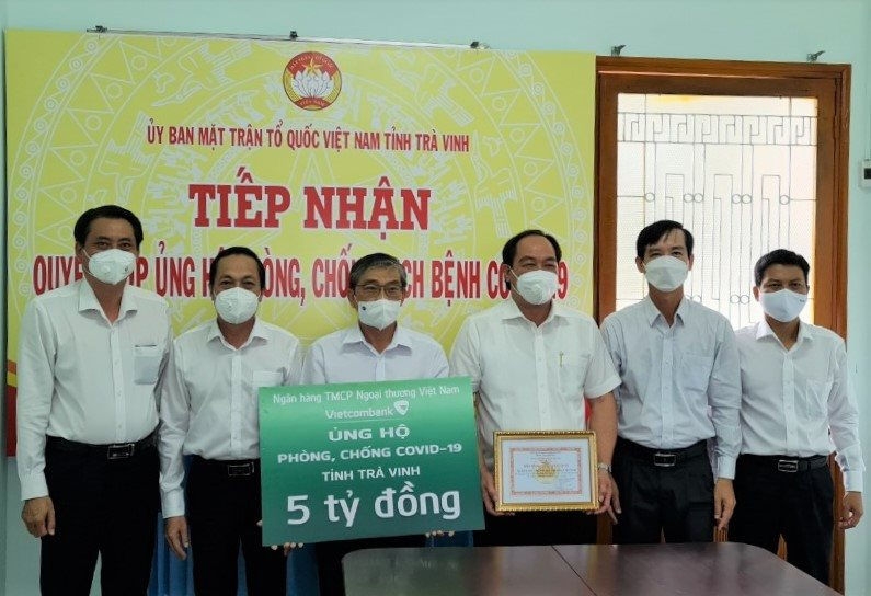 Tin nhanh ngân hàng ngày 22/8: VPBank - Ngân hàng tư nhân có vốn điều lệ cao nhất, vốn chủ sở hữu thuộc top lớn nhất ngành