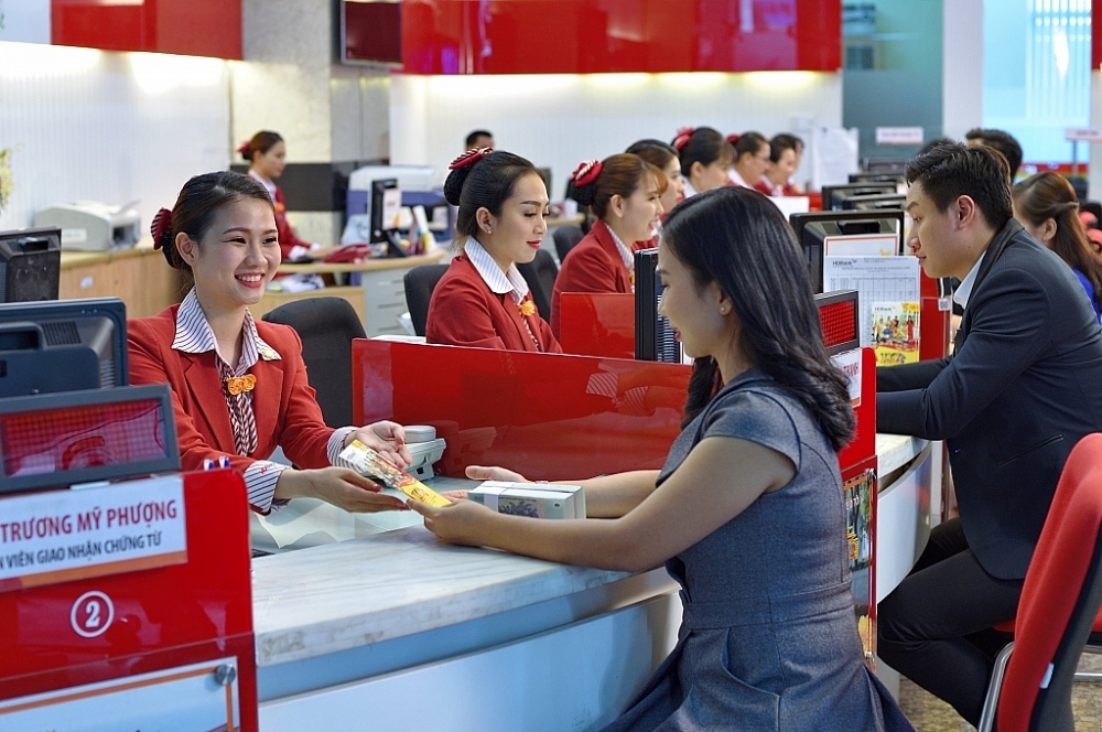 Tin ngân hàng nổi bật trong tuần qua: NHNN có thể phải mở room tín dụng lên mức 16%