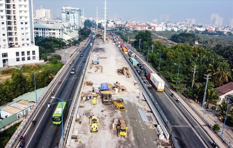 TP HCM tái khởi động nhiều công trình trọng điểm sau ngày 1/10