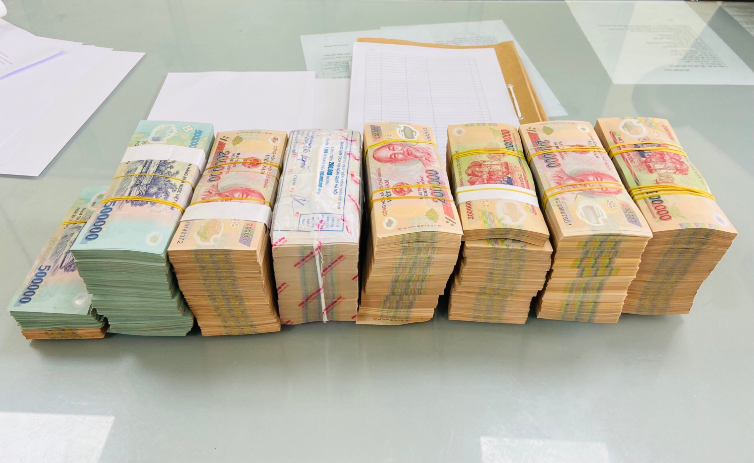 Hà Nội: Khởi tố đối tượng mạo danh đại tá công an lừa đảo chiếm đoạt gần 20 tỷ đồng