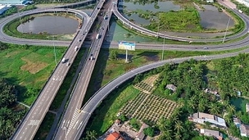 Yêu cầu tiếp tục đẩy mạnh phân bổ, giao kế hoạch đầu tư công trung hạn