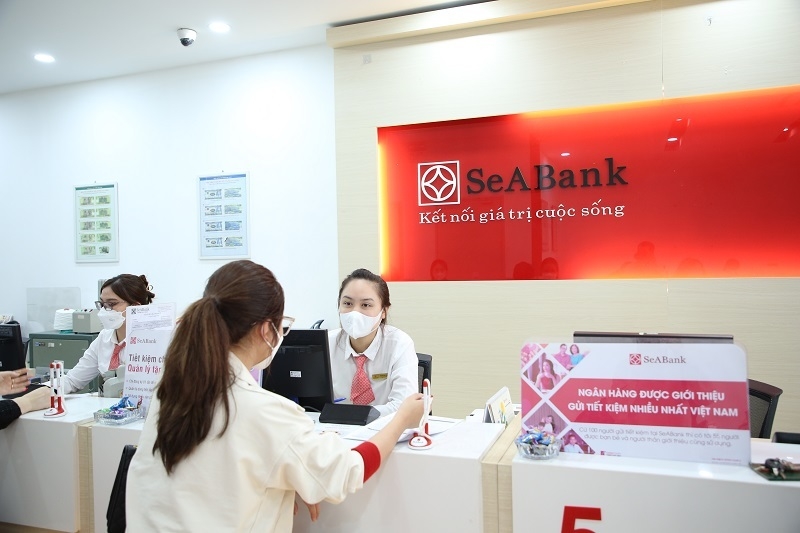 Nhiều ngân hàng phát hành chứng chỉ tiền gửi lãi suất cao