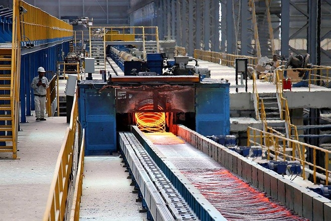 Ngày 4/11, UBND tỉnh Quảng Trị vừa có tờ trình gửi Thủ tướng Chính phủ xin đầu tư cảng hàng không theo hình thức đối tác công tư (PPP). Quảng Trị trao quyết định chủ trương đầu tư dự án Trung tâm điện khí LNG Hải Lăng trị giá 2,3 tỷ USDQuảng Trị trao quyết định chủ trương đầu tư dự án Trung tâm điện