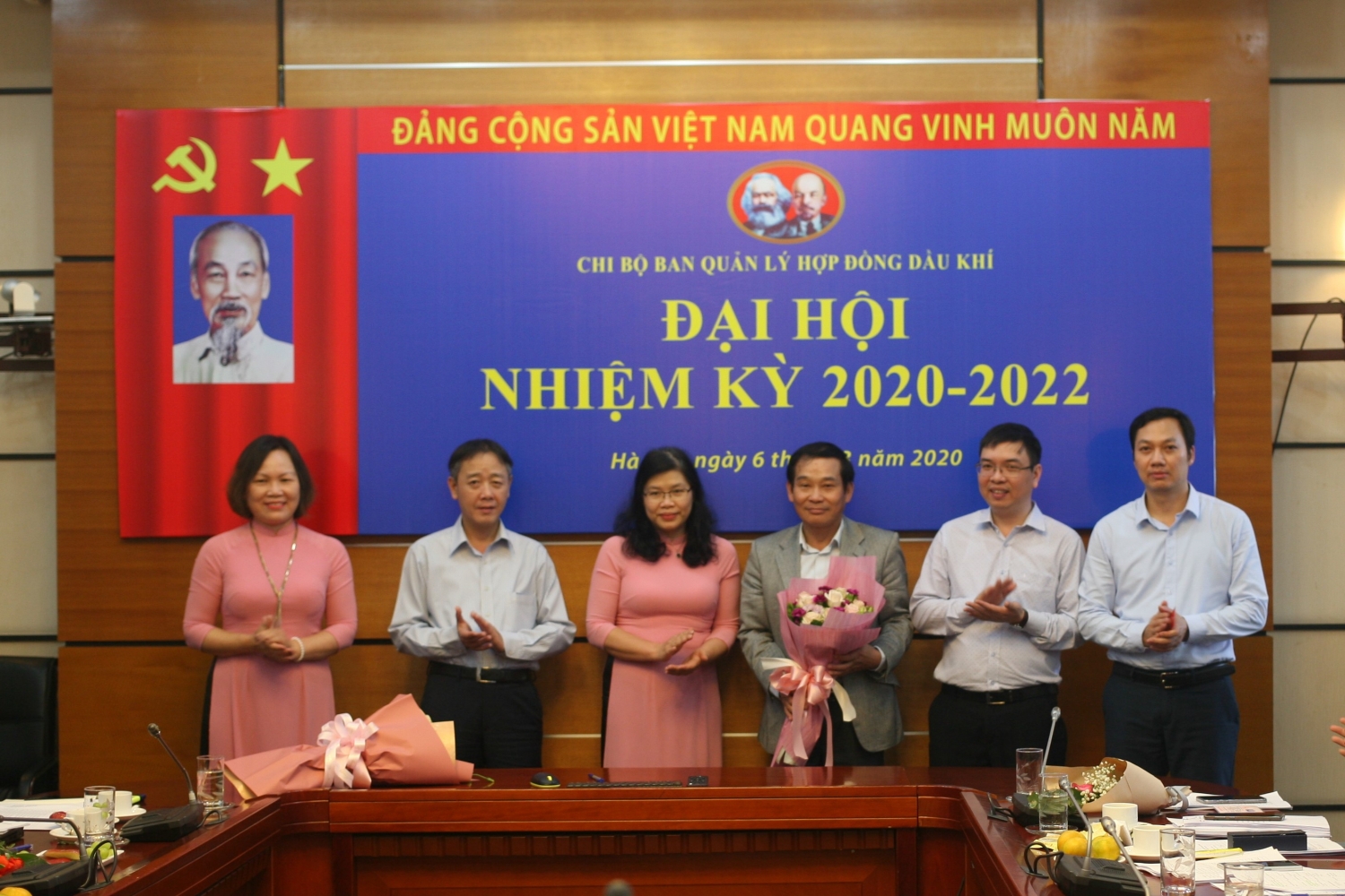 chi bo ban quan ly hop dong dau khi da to chuc thanh cong dai hoi chi bo nhiem ky 2020 2022