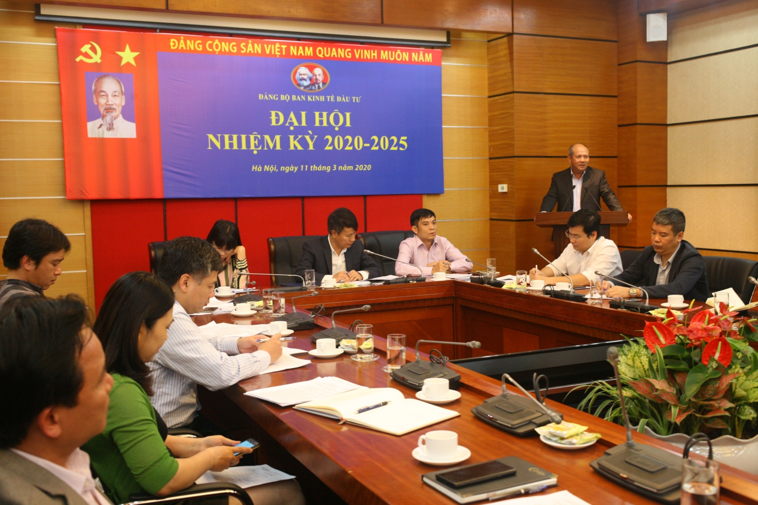 dang bo ban kinh te dau tu to chuc thanh cong dai hoi dang bo nhiem ky 2020 2025