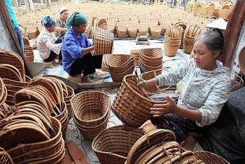 Không hỗ trợ doanh nghiệp vừa để tránh ưu đãi dàn trải