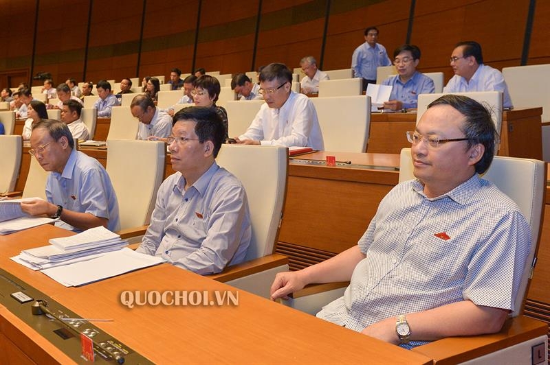 sang nay 275 quoc hoi thao luan ve chinh sach phap luat lien quan den dat dai tai do thi