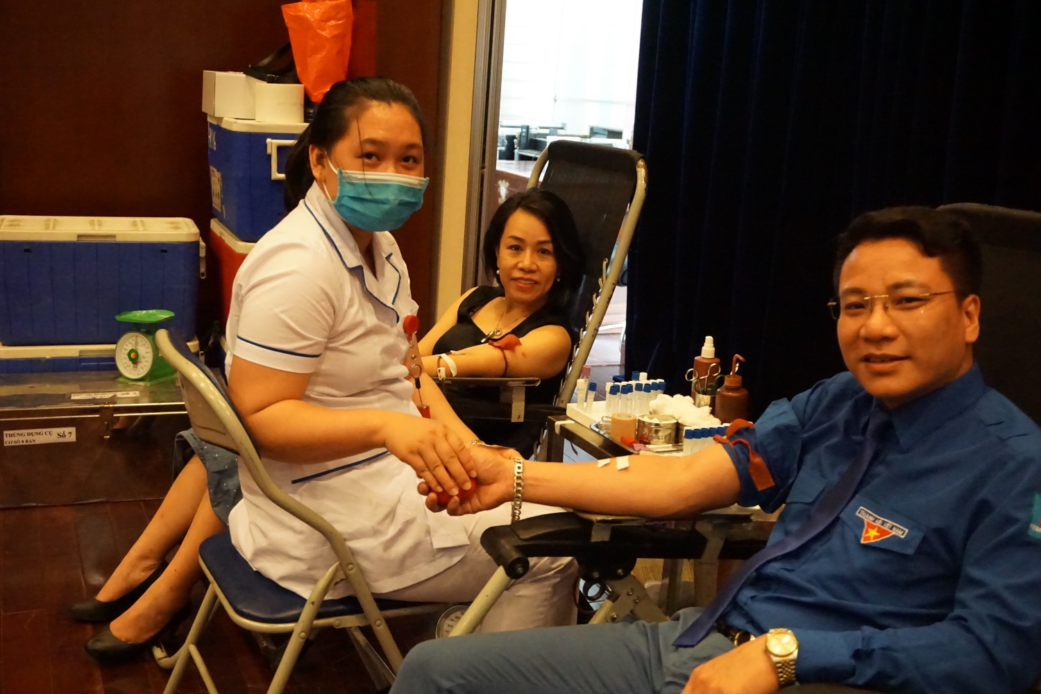 mot giot mau tinh thuong mot dai duong tinh nguoi