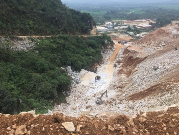 Lo ngân sách hụt khoản thu lớn