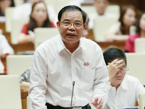hom nay 611 hai bo truong ngoi ghe nong quoc hoi