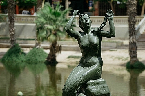 'Phép lạ' ở thị trấn nằm giữa sa mạc khô cằn nhất thế giới