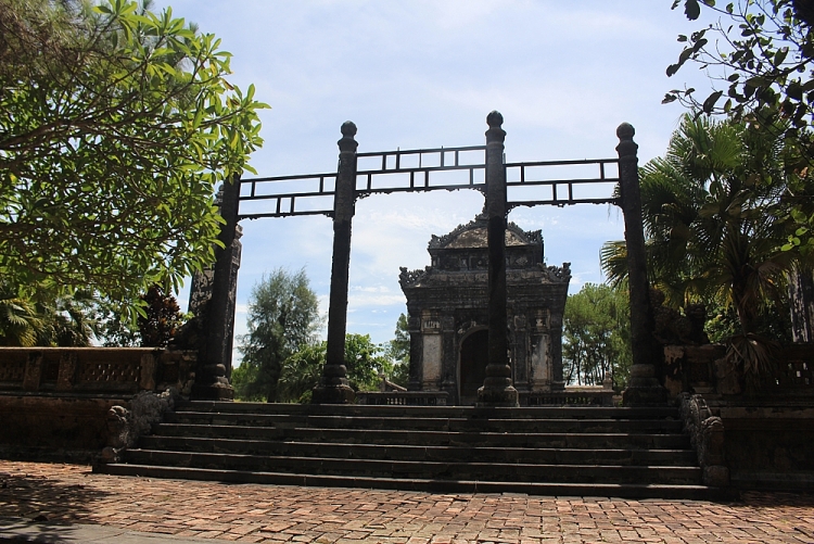 chiem nguong ve dep cua 7 khu lang tam tai co do hue phan 2