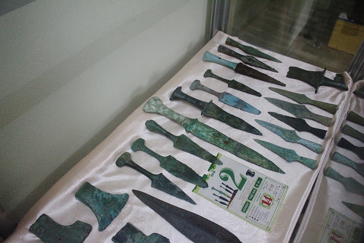 ghe tham bao tang cua nguoi dan ong nang long voi co vat