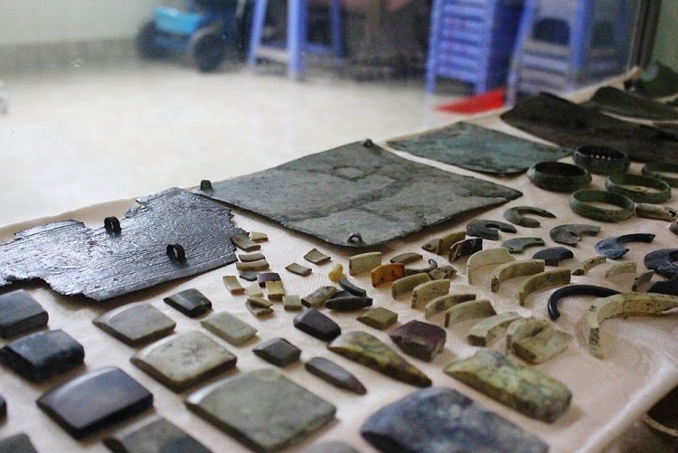 ghe tham bao tang cua nguoi dan ong nang long voi co vat