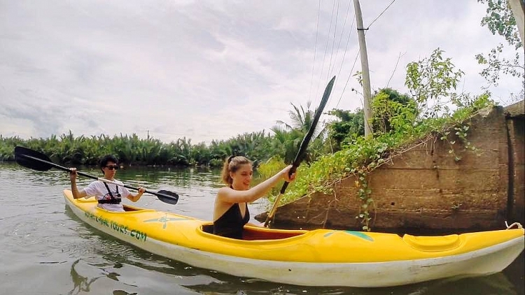ban co dam thu nhung tour du lich ky la chi co tai viet nam