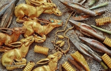 ky la ho muoi co hai mau xanh do duoc ngan doi boi duong tau hoa