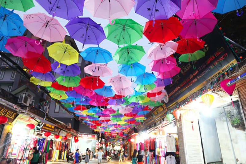 ha noi xuat hien con duong o day mau sac dep nhu hoi an thu 2