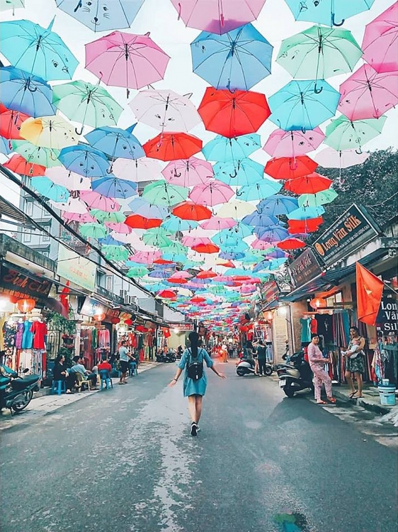 ha noi xuat hien con duong o day mau sac dep nhu hoi an thu 2