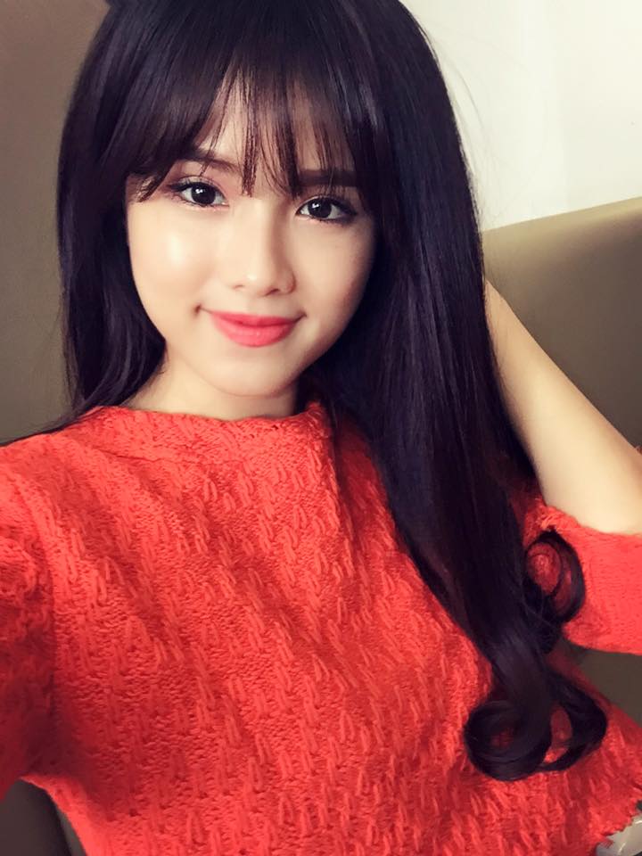 Trần Bảo Linh - MC có gu ăn mặc cực chất!