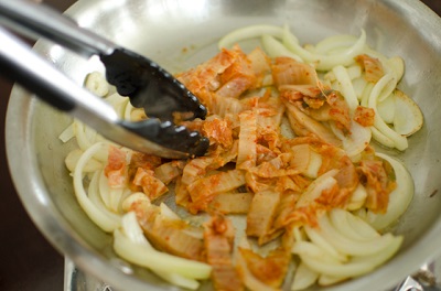 Cuối tuần vào bếp với món spaghetti kim chi