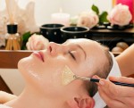 Làm đẹp toàn diện cùng mật ong