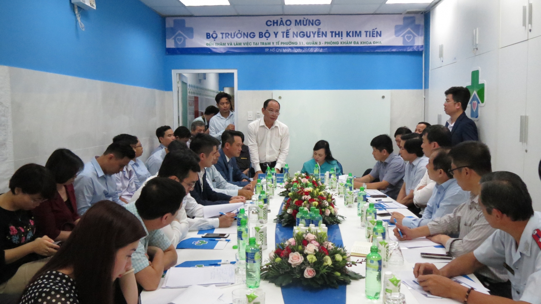 bo truong bo y te kiem tra cong tac thi diem de an xa hoi hoa y te co so