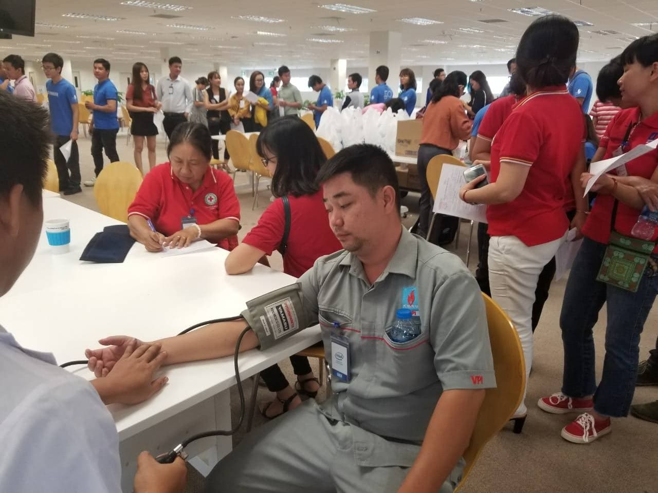 vpi tich cuc huong ung ngay hien mau the gioi