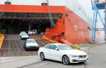 Hơn 36.000 xe nhập "mất hút" ở Việt Nam, giá xe nhập tăng mạnh