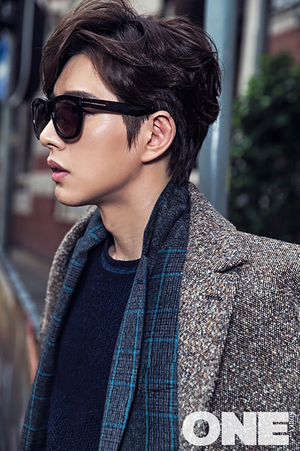 Park Hae Jin tái xuất trên tạp chí