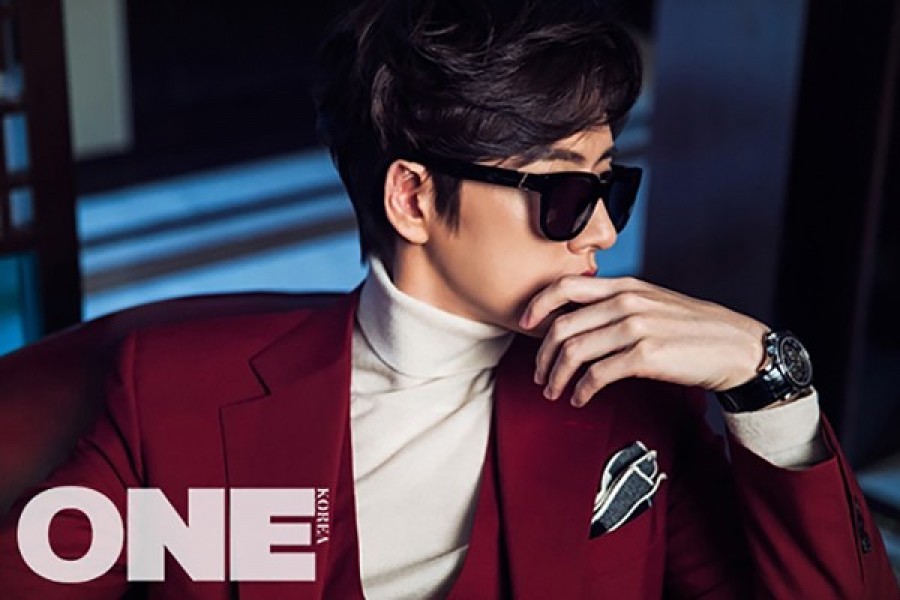 Park Hae Jin tái xuất trên tạp chí