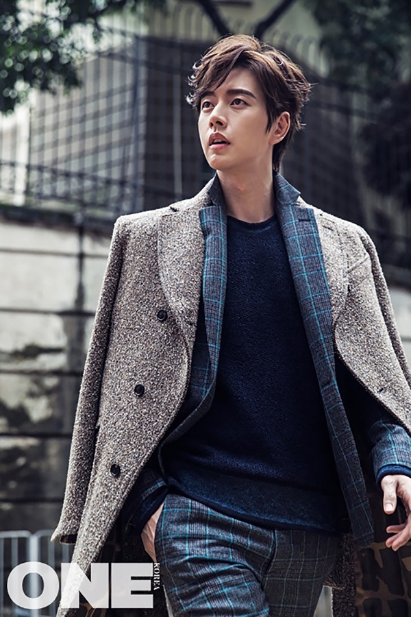 Park Hae Jin tái xuất trên tạp chí