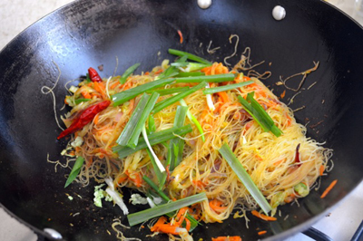 Bún xào Singapore thơm ngon
