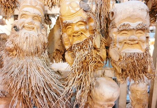 Độc đáo cây thông Noel làm từ 200 gốc tre