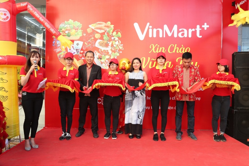 Bùng nổ khai trương VinMart+ tại Vũng Tàu bung no khai truong vinmart tai vung tau