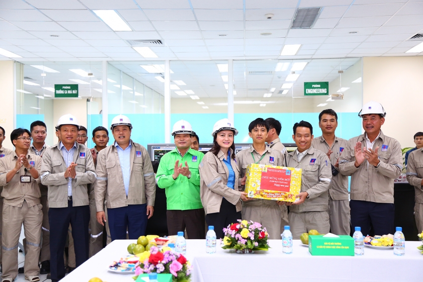 chu tich hdtv pvn tran sy thanh lam viec tai nha may dam phu my