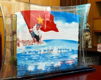 Đấu giá tranh cát “Gạc Ma - Vòng tròn bất tử” tại Hàn Quốc