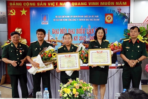 xay dung hoi ccb pvep trong sach vung manh guong mau va nghia tinh