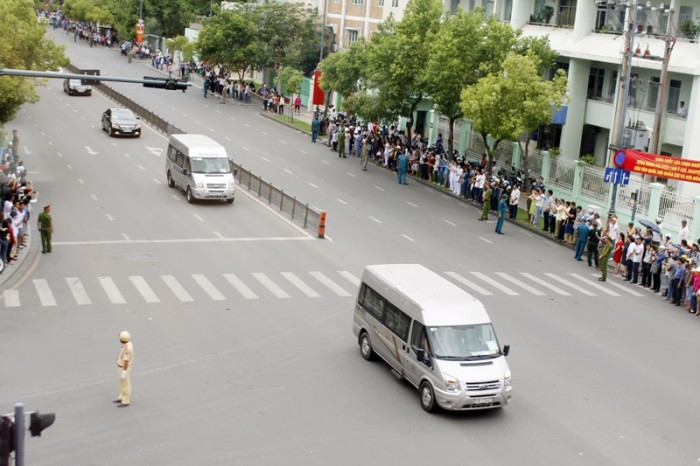 doan xe ong obama roi viet nam