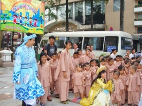 "Cầu vồng tuổi thơ" dành cho trẻ em nghèo