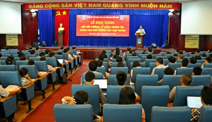 khai giang lop boi duong ly luan chinh tri tai vung tau