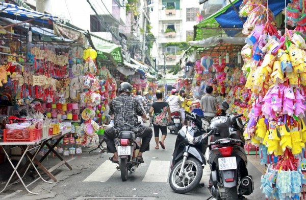 Đìu hiu phố lồng đèn Sài Gòn diu hiu pho long den sai gon
