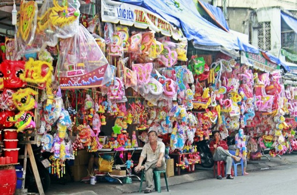 Đìu hiu phố lồng đèn Sài Gòn diu hiu pho long den sai gon