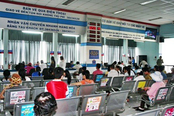 tp hcm bat dau ban ve tau tet