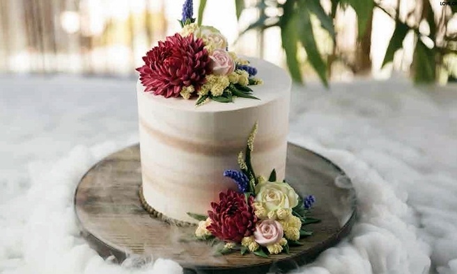 “Love of Flowers”: Hoa trên bánh kem