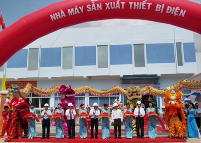 khanh thanh nha may san xuat thiet bi dien