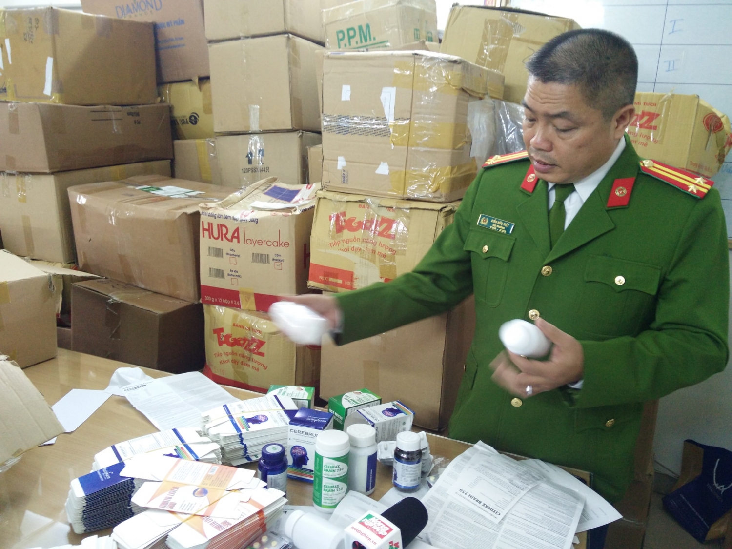 kham pha duong day san xuat tan duoc gia lien tinh