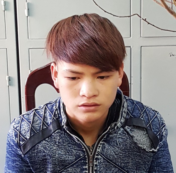 hai nguoi thiet mang dem giao thua vi gianh phong hat